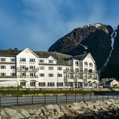 Voringfoss 4* Eidfjord